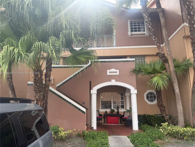 10010 Hammocks Blvd