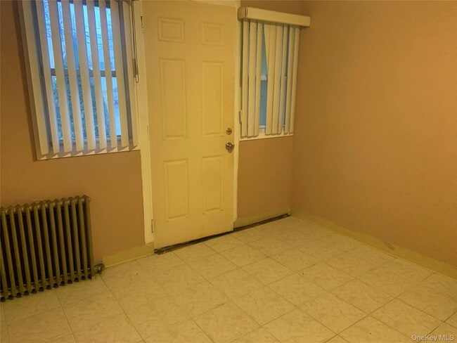 761 Donlon Ave in West Hempstead, NY - Building Photo - Building Photo