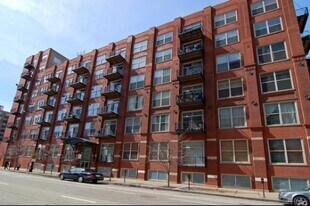 420 S Clinton St in Chicago, IL - Building Photo