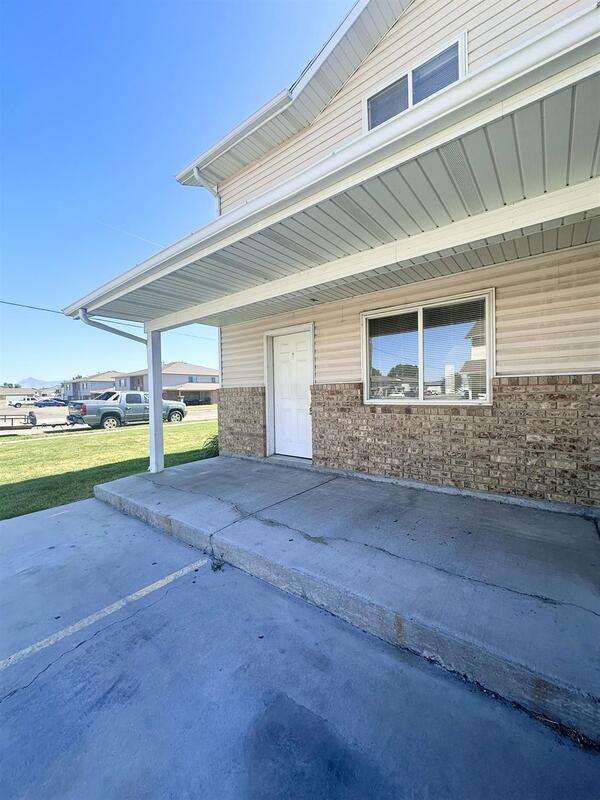 property at 585 W 350 N