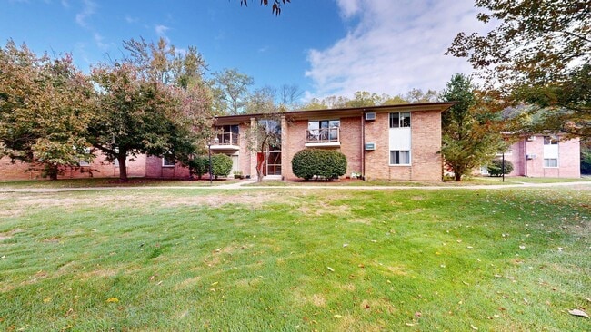 property at 1257 Island Dr