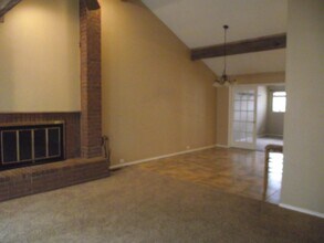 2801 Haystack Ln in Enid, OK - Building Photo - Building Photo