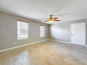 1020 Crystal Way, Unit M in Delray Beach, FL - Foto de edificio - Building Photo
