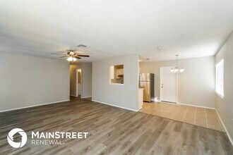 5919 Autumn Lake in San Antonio, TX - Building Photo - Building Photo
