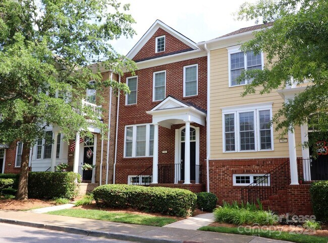 564 6th Baxter Crossing in Fort Mill, SC - Building Photo - Building Photo