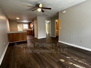 1998 Wrightsboro Rd in Augusta, GA - Building Photo - Building Photo