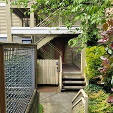 2012 Minor Ave E in Seattle, WA - Building Photo - Building Photo