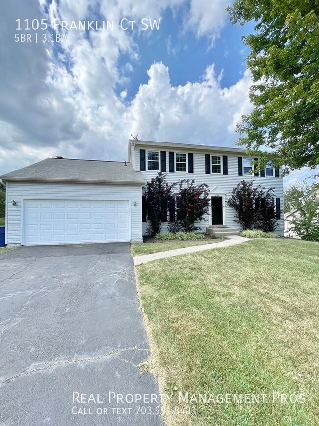 1105 Franklin Ct SW