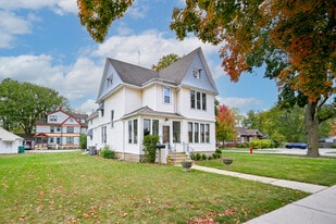 24021 Chicago St in Plainfield, IL - Building Photo