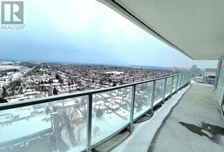 1010 Sandy Beach Rd in Pickering, ON - Building Photo - Building Photo