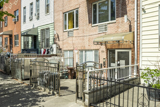 759 41st St in Brooklyn, NY - Building Photo - Building Photo