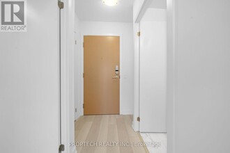 1 Kyle Lowry Rd in Toronto, ON - Building Photo - Building Photo