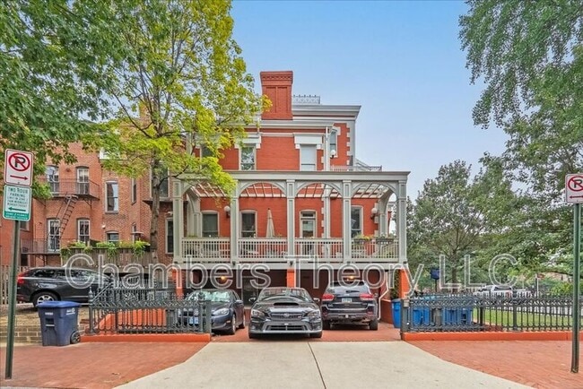 4 Logan Cir NW in Washington, DC - Building Photo - Building Photo