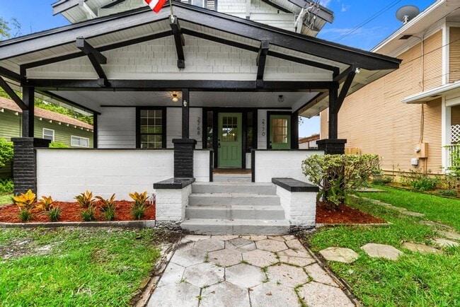 2768-2770 College St in Jacksonville, FL - Building Photo - Building Photo
