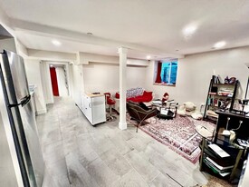 34 Foster St, Unit #1 in Boston, MA - Building Photo
