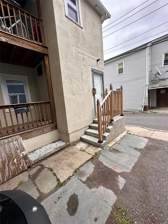 7 Mountain Ave in Highland Falls, NY - Foto de edificio - Building Photo