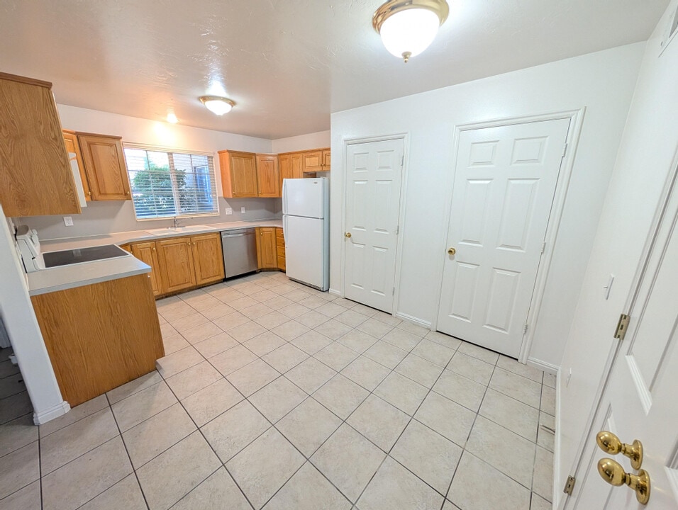 361 E 1420 S in Orem, UT - Building Photo