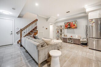 18 Thorne St in Jersey City, NJ - Building Photo - Building Photo