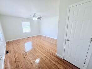 213 Morris St in Central, SC - Building Photo - Building Photo