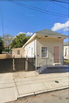 2320 St Philip St in New Orleans, LA - Building Photo