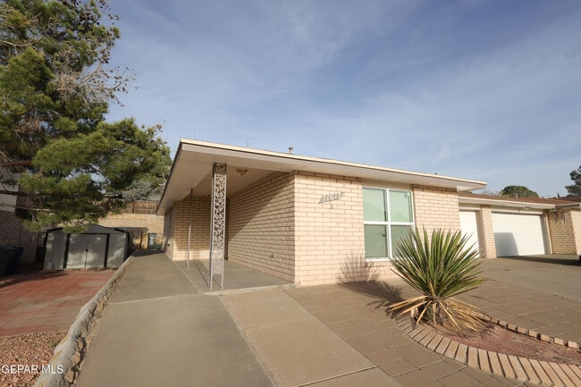 11617 Soberana Ln in El Paso, TX - Building Photo - Building Photo