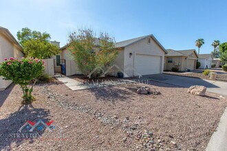 4725 E Brown Rd in Mesa, AZ - Building Photo - Building Photo