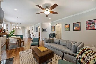 126 N Smallwood Pl in Charlotte, NC - Building Photo - Building Photo