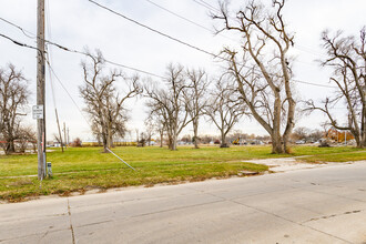 Shady Hollow in Council Bluffs, IA - Building Photo - Building Photo