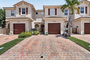 22181 SW 92nd Pl in Cutler Bay, FL - Building Photo