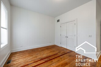 1822 S Throop St, Unit 1F in Chicago, IL - Foto de edificio - Building Photo