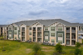 North Creek in Hutto, TX - Building Photo - Building Photo