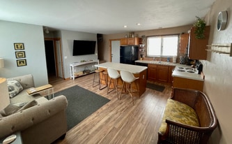 411 W Quartz St in Butte, MT - Building Photo