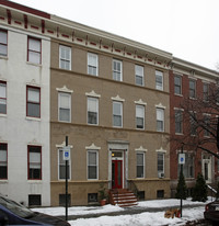 1907 Green St Apartments