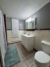 133 Pleasant St, Unit 1 in Gardner, MA - Building Photo - Building Photo