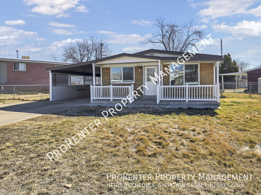 2017 Afton Cir in Layton, UT - Building Photo