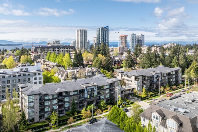 Gemini in Surrey, BC - Building Photo - Building Photo