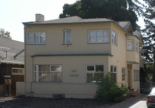 368 Adams St in Oakland, CA - Foto de edificio - Building Photo