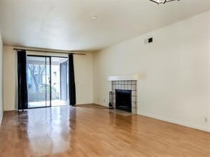 6216 Buena Vista Dr in Newark, CA - Building Photo - Building Photo