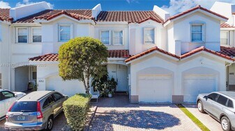 4362 NW 114th Path, Unit 4362 in Doral, FL - Building Photo