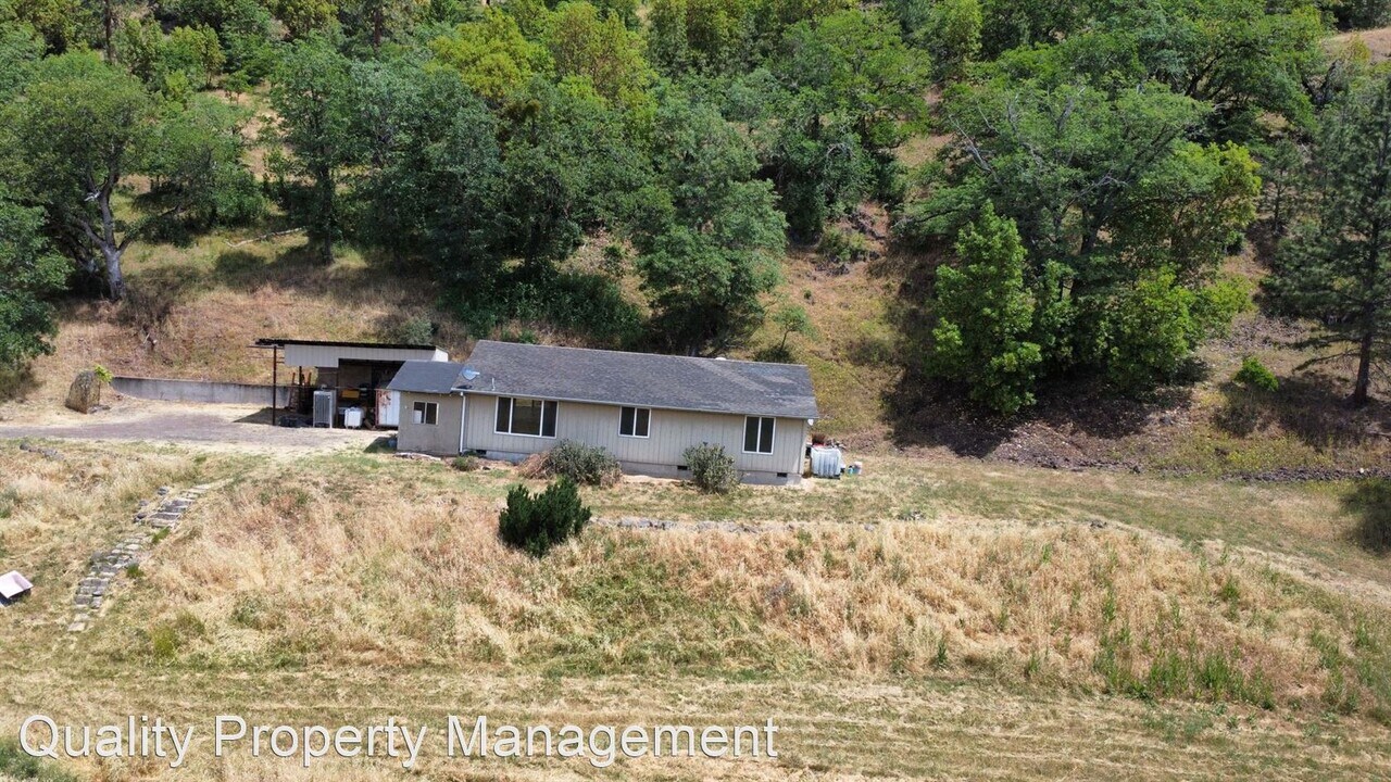 7909 E Antelope Rd Photo