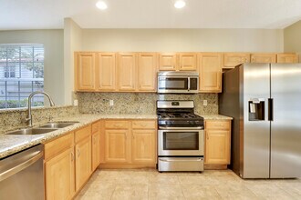 323 September St in Palm Beach Gardens, FL - Building Photo - Building Photo