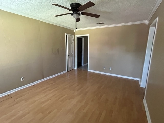 309 Hickerson Ave in Wake Village, TX - Building Photo - Building Photo