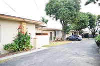 Broadway Apartments in Temple City, CA - Foto de edificio - Building Photo