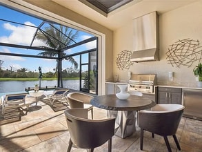 22228 St Barts Ln in Estero, FL - Foto de edificio - Building Photo