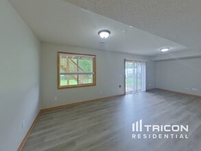 3111 Crane St in Shakopee, MN - Building Photo - Building Photo