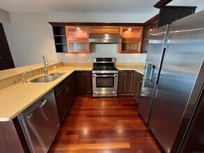 9 River St in Milford, CT - Building Photo - Building Photo