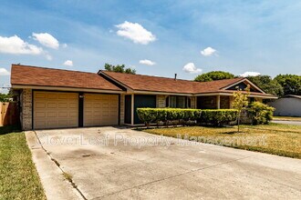 3503 Clearfield Dr in San Antonio, TX - Building Photo - Building Photo