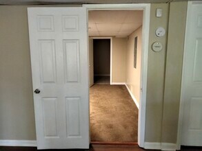 5223 Mainstreet Park Dr, Unit Garden in Stone Mountain, GA - Building Photo - Building Photo