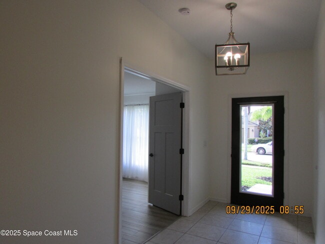 2070 Tiburon Ln in Melbourne, FL - Building Photo - Building Photo