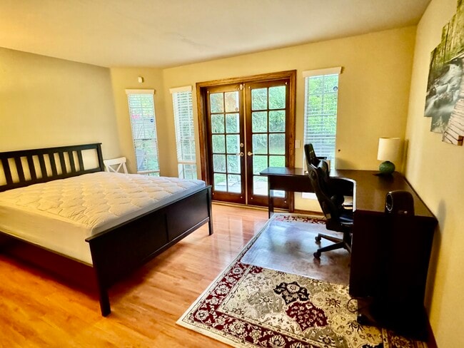 property at 59 W Naomi Ave